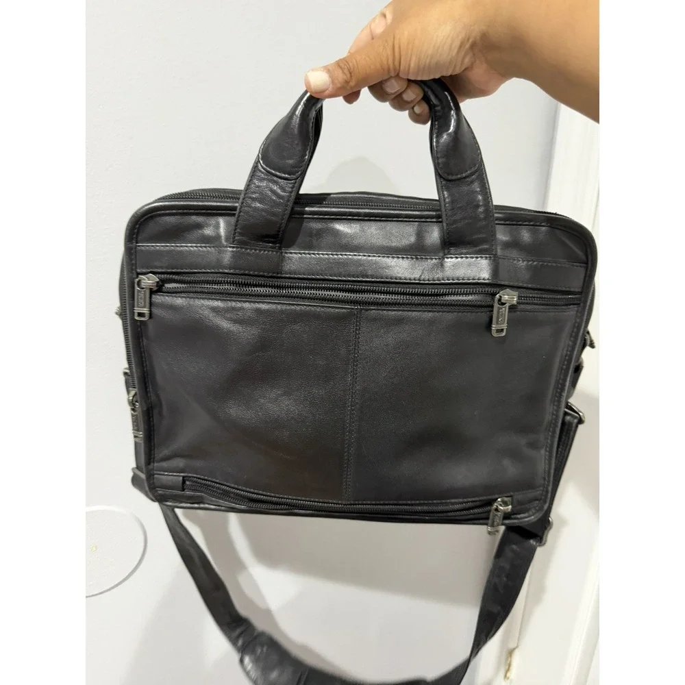 Tumi Leather Messenger Laptop Crossbody Tote Black Bag Pockets L